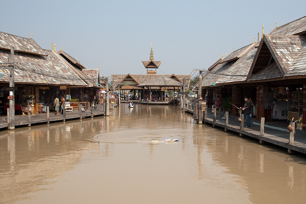 Floating Market